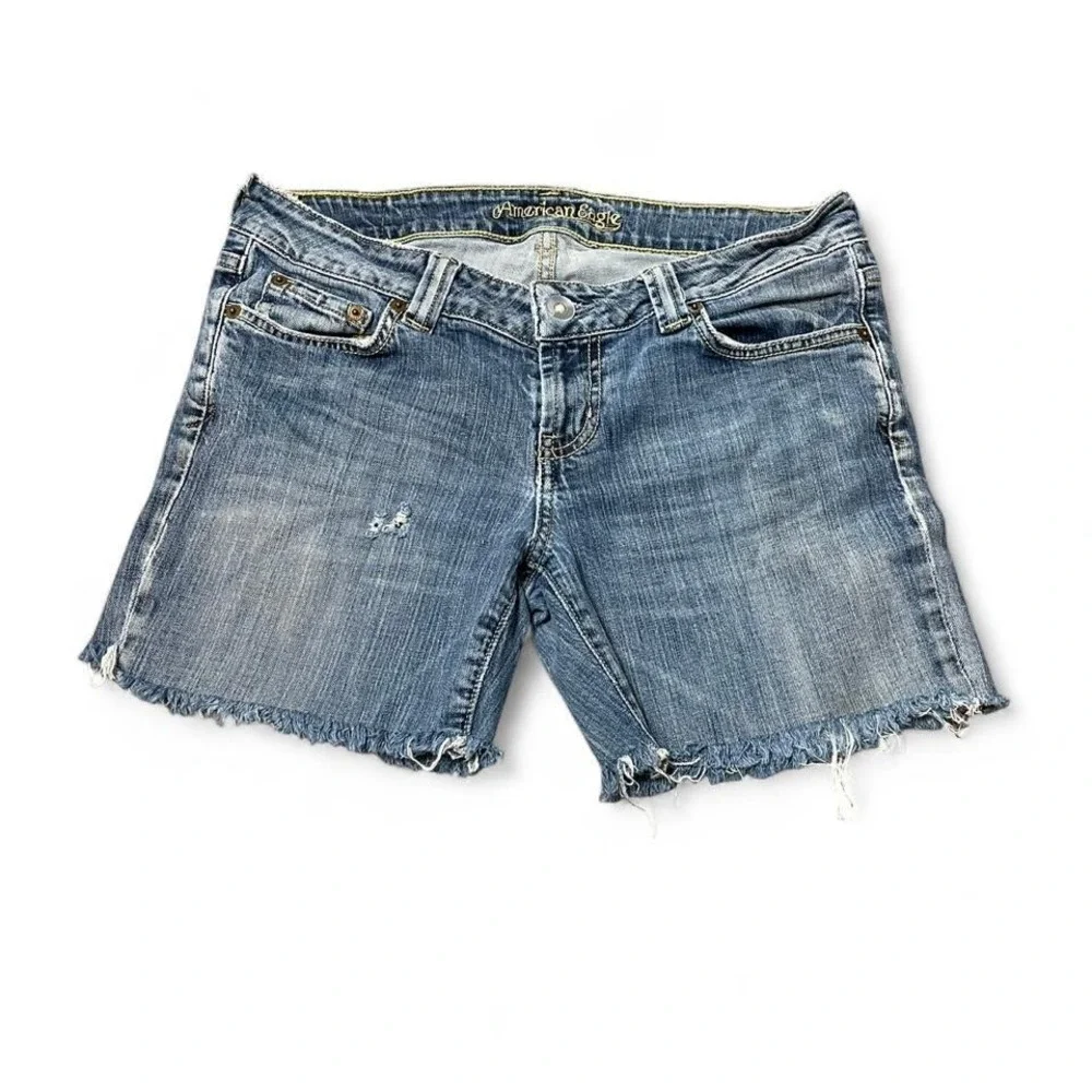 American Eagle blue denim shorts
